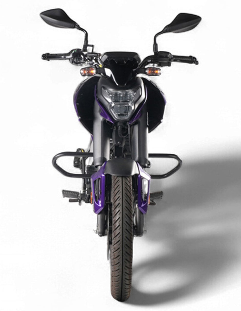 Motocicleta deportiva pulsar n125 2026 15