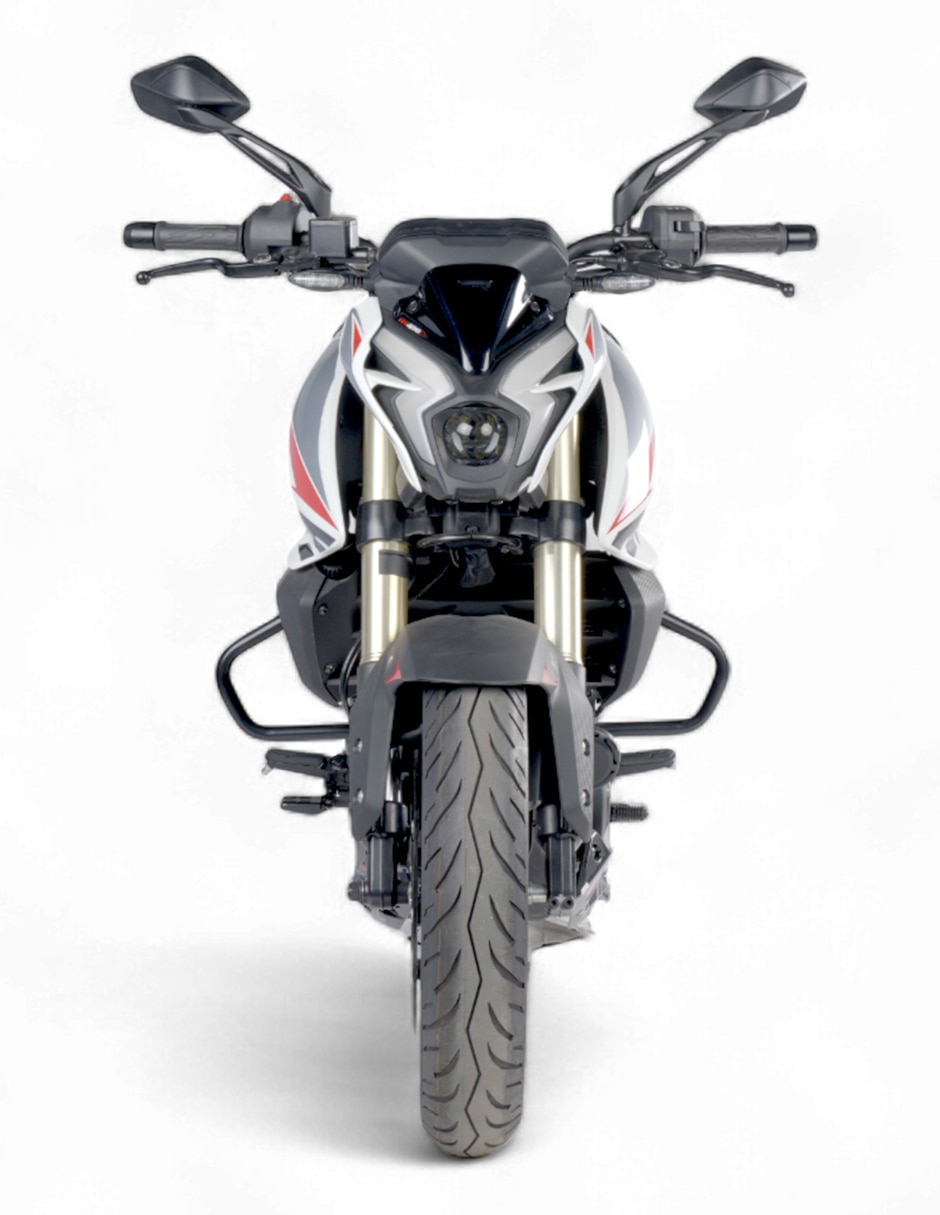 Motocicleta deportiva baj pulsar ns z 400cc perla 2025 8